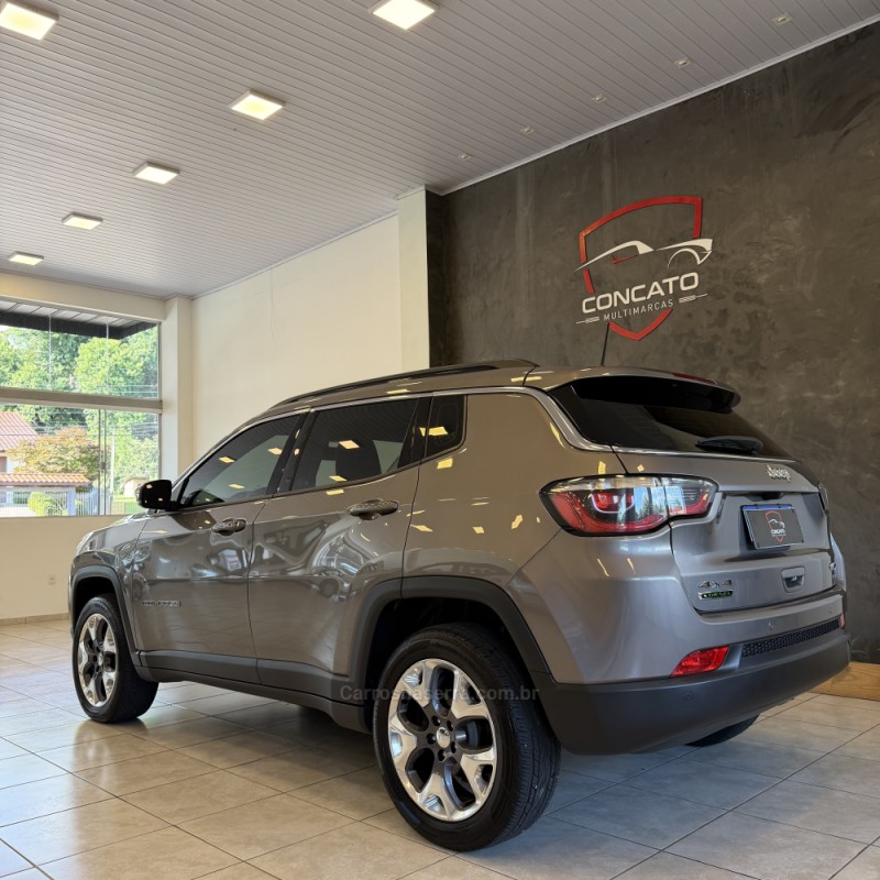 COMPASS 2.0 16V DIESEL LONGITUDE 4X4 AUTOMÁTICO - 2020 - FARROUPILHA