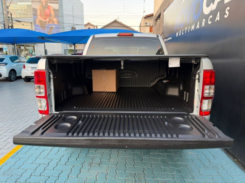 RANGER 2.2 XLS 4X4 CD 16V DIESEL 4P AUTOMÁTICO - 2017 - ESTâNCIA VELHA