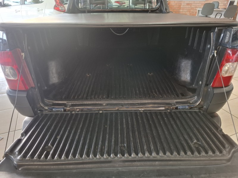 STRADA 1.3 MPI FIRE CS 8V GASOLINA 2P MANUAL - 2006 - FARROUPILHA