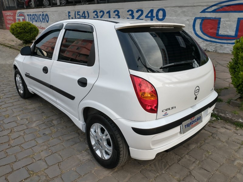 CELTA 1.0 MPFI SUPER 8V FLEX 4P MANUAL - 2005 - CAXIAS DO SUL