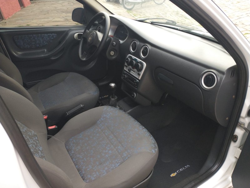 CELTA 1.0 MPFI SUPER 8V FLEX 4P MANUAL - 2005 - CAXIAS DO SUL