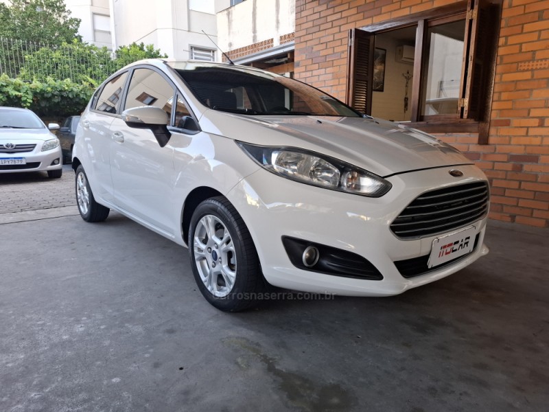 FIESTA 1.6 SE HATCH 16V FLEX 4P MANUAL