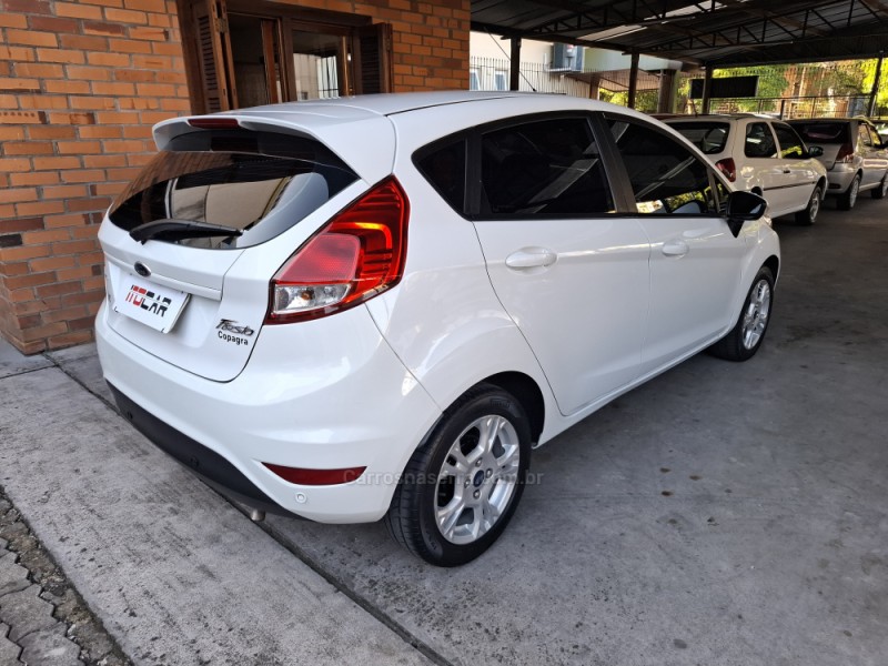 FIESTA 1.6 SE HATCH 16V FLEX 4P MANUAL - 2016 - GARIBALDI
