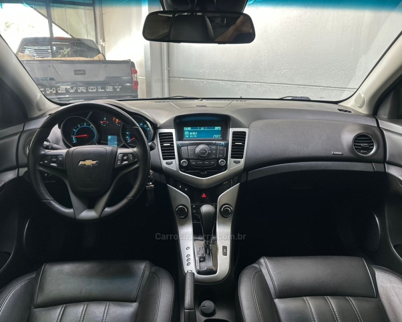 CRUZE 1.8 LT 16V FLEX 4P AUTOMÁTICO - 2015 - VACARIA