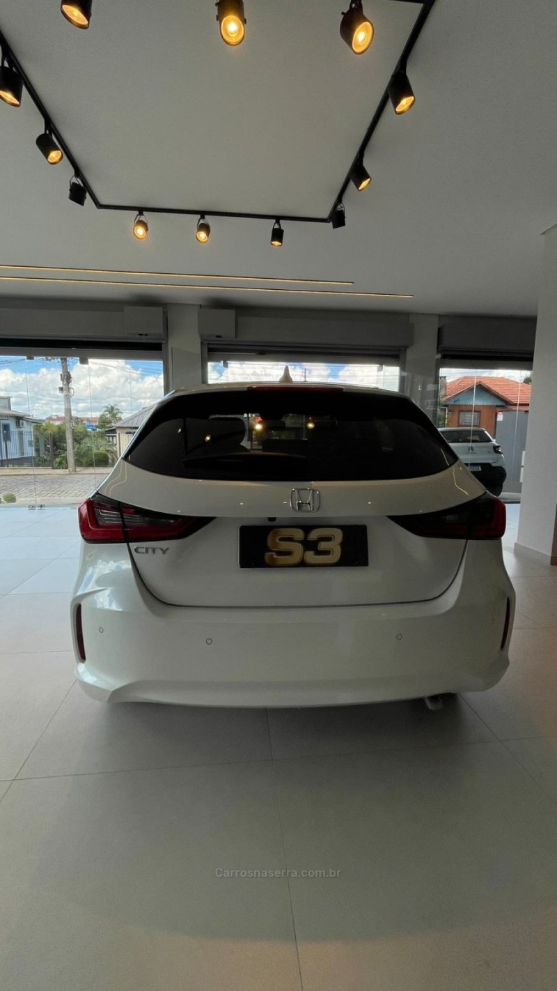 CITY 1.5 HATCHBACK TOURING 16V FLEX 4P AUTOMÁTICO - 2023 - CAXIAS DO SUL