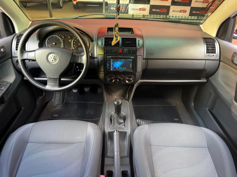 POLO 1.6 MI 8V FLEX 4P MANUAL - 2009 - ESTâNCIA VELHA