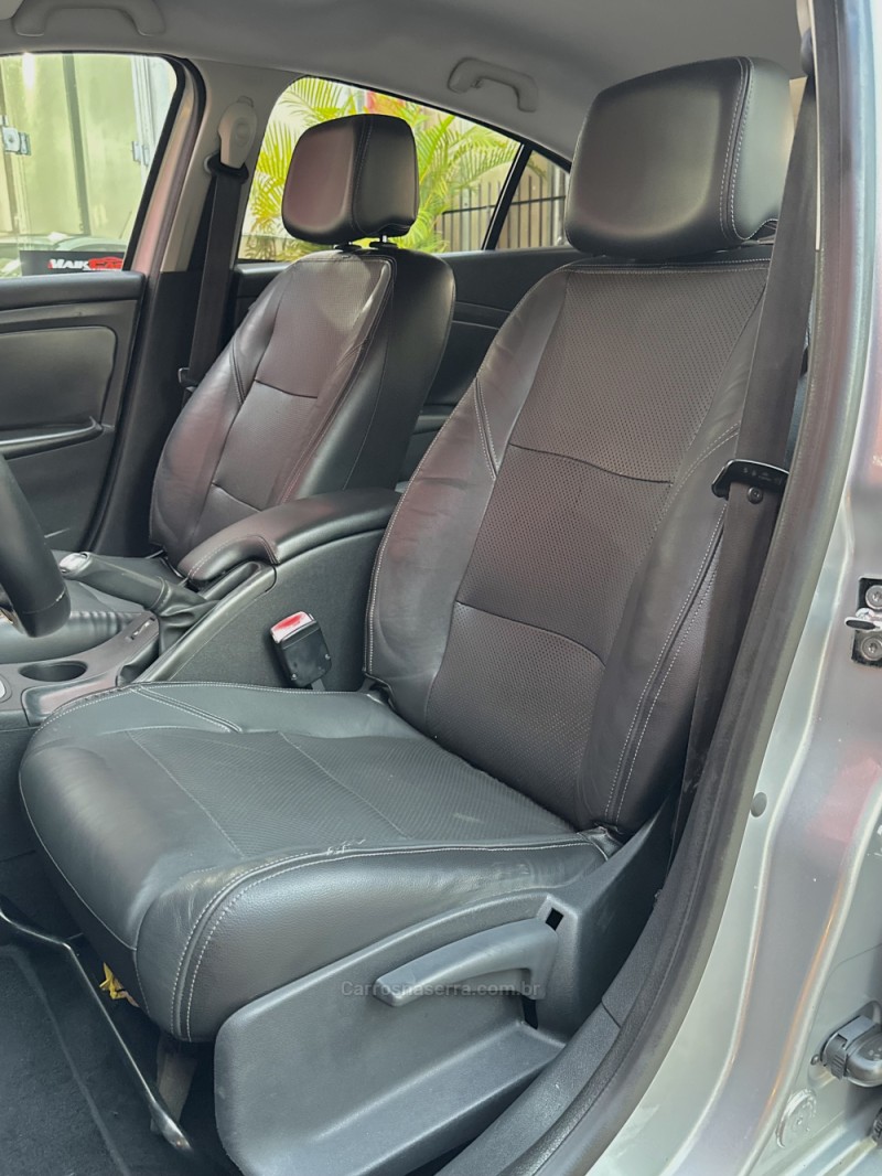 FLUENCE 2.0 DYNAMIQUE 16V FLEX 4P AUTOMÁTICO - 2013 - ESTâNCIA VELHA