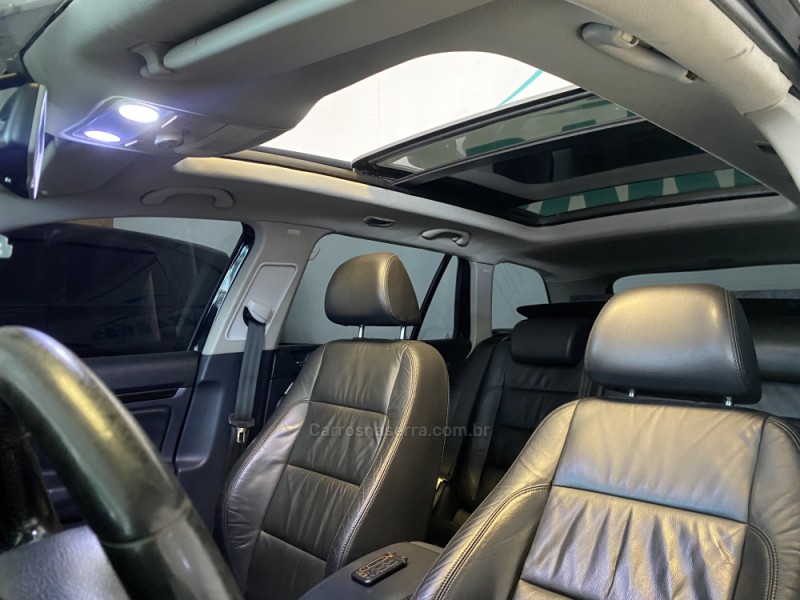 JETTA 2.5 I VARIANT 20V 170CV GASOLINA 4P TIPTRONIC - 2011 - CAXIAS DO SUL