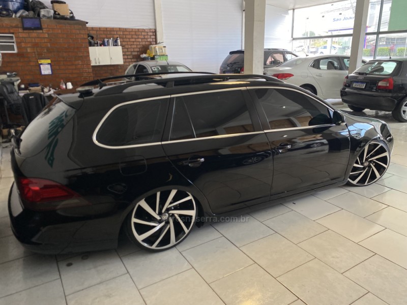 JETTA 2.5 I VARIANT 20V 170CV GASOLINA 4P TIPTRONIC - 2011 - CAXIAS DO SUL