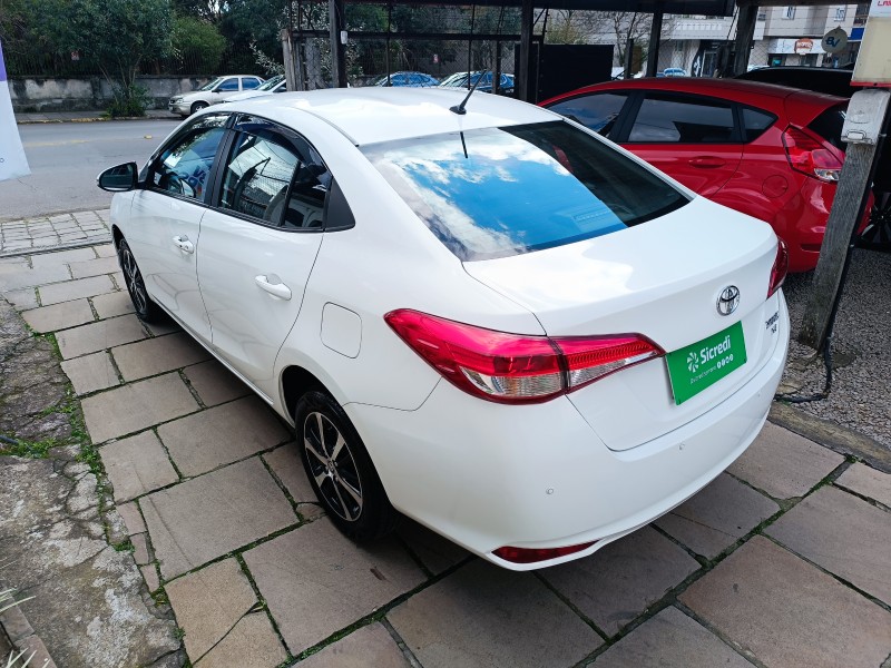 YARIS 1.5 XS CONNECT SEDAN 16V FLEX 4P AUTOMÁTICO - 2021 - BENTO GONçALVES