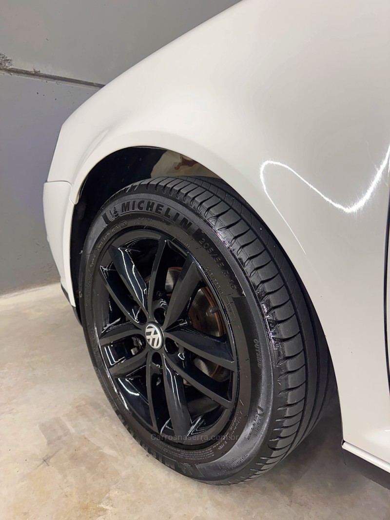 GOLF 1.6 MI SPORTLINE LIMITED EDITION 8V FLEX 4P MANUAL - 2011 - PASSO FUNDO