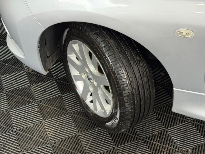 207 1.6 XS 16V FLEX 4P AUTOMÁTICO - 2012 - VACARIA