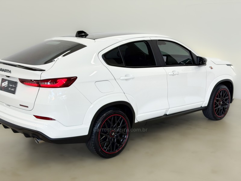 FASTBACK 1.3 ABARTH 270 TURBO FLEX 4P AUTOMÁTICO - 2024 - CAXIAS DO SUL