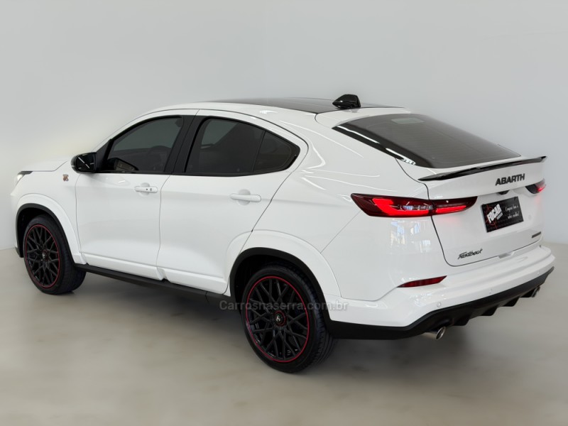 FASTBACK 1.3 ABARTH 270 TURBO FLEX 4P AUTOMÁTICO - 2024 - CAXIAS DO SUL