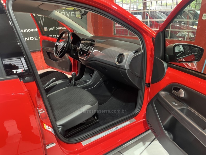 UP 1.0 TSI CROSS 12V FLEX 4P MANUAL - 2019 - CAXIAS DO SUL