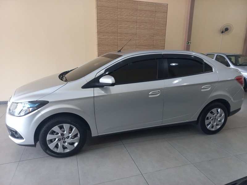CHEVROLET - PRISMA - 2013/2013 - Prata - R$ 45.000,00