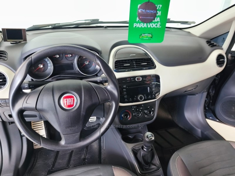 PUNTO 1.6 ESSENCE 16V FLEX 4P MANUAL - 2015 - CAXIAS DO SUL