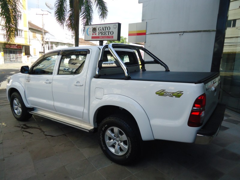 HILUX 2.7 SRV 4X4 CD 16V FLEX 4P AUTOMÁTICO - 2015 - CAXIAS DO SUL