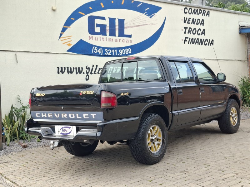 S10 2.8 DLX 4X4 CD 12V TURBO INTERCOOLER DIESEL 4P MANUAL - 2000 - CAXIAS DO SUL
