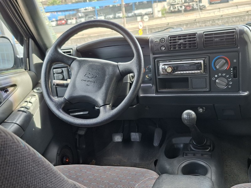 S10 2.8 DLX 4X4 CD 12V TURBO INTERCOOLER DIESEL 4P MANUAL - 2000 - CAXIAS DO SUL