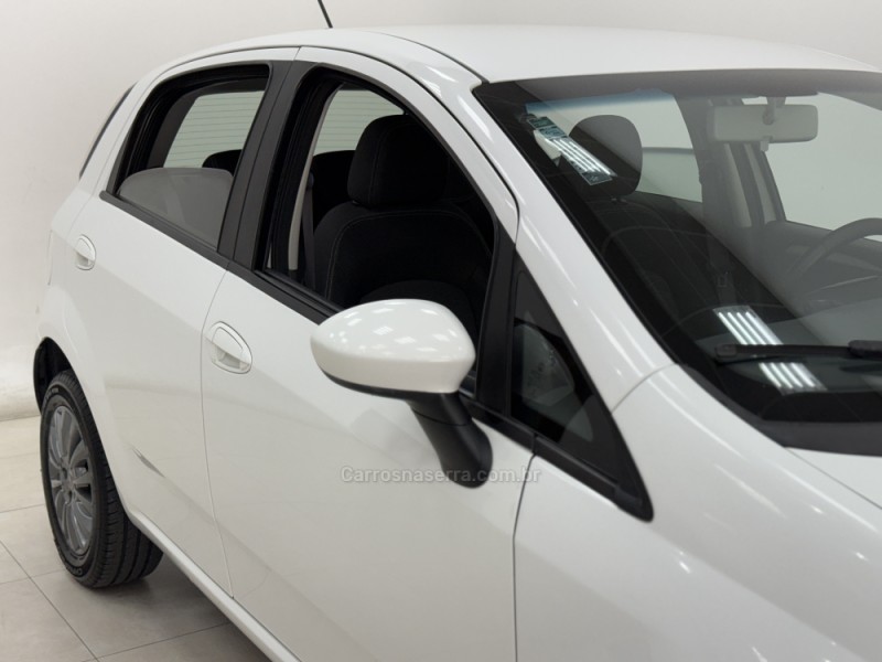 PUNTO 1.6 ESSENCE 16V FLEX 4P MANUAL - 2014 - SANTA CRUZ DO SUL