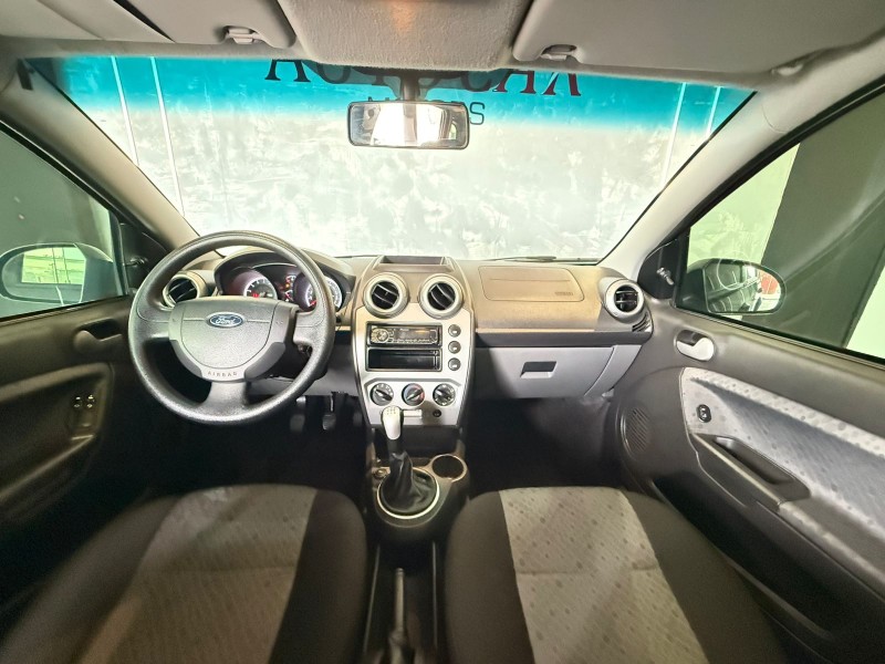 FIESTA 1.0 ROCAM SE 8V FLEX 4P MANUAL - 2014 - CAXIAS DO SUL