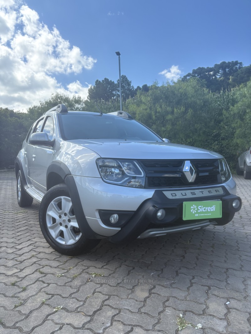 DUSTER 2.0 DYNAMIQUE 4X2 16V FLEX 4P AUTOMÁTICO - 2016 - GARIBALDI