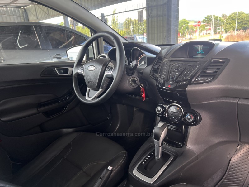 FIESTA 1.6 TITANIUM HATCH 16V FLEX 4P AUTOMÁTICO - 2015 - BOM PRINCíPIO