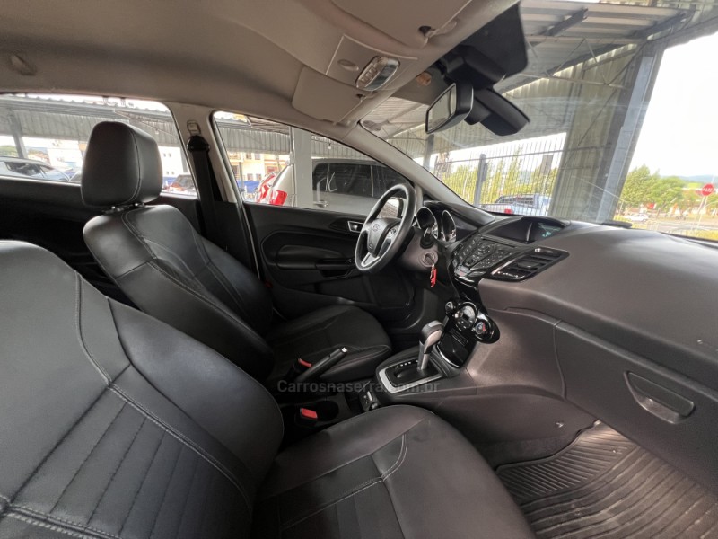 FIESTA 1.6 TITANIUM HATCH 16V FLEX 4P AUTOMÁTICO - 2015 - BOM PRINCíPIO