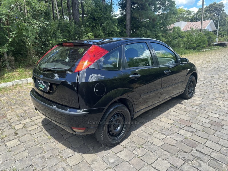FOCUS 1.6 GL 8V FLEX 4P MANUAL - 2007 - NOVA PRATA