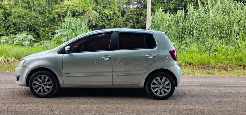 FOX 1.0 MI 8V FLEX 4P MANUAL - 2014 - IVOTI