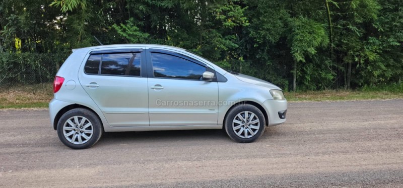 FOX 1.0 MI 8V FLEX 4P MANUAL - 2014 - IVOTI