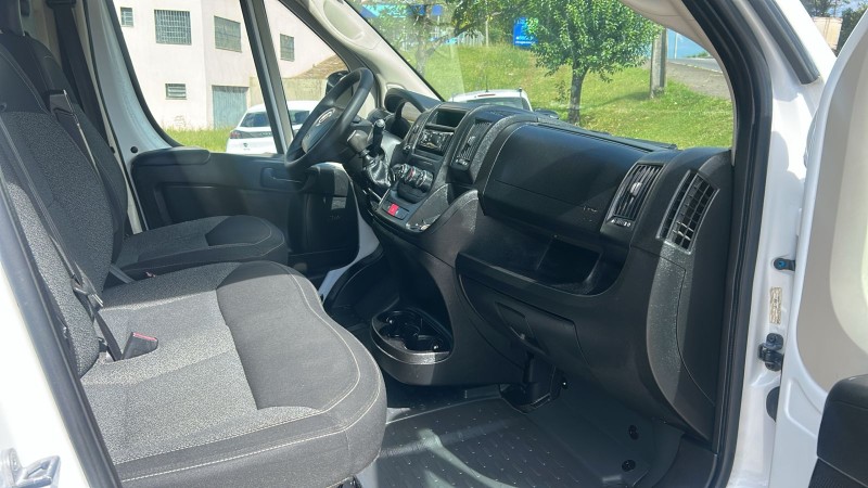 DUCATO 2.3 MAXICARGO 12 16V TURBO DIESEL 4P MANUAL - 2018 - FARROUPILHA