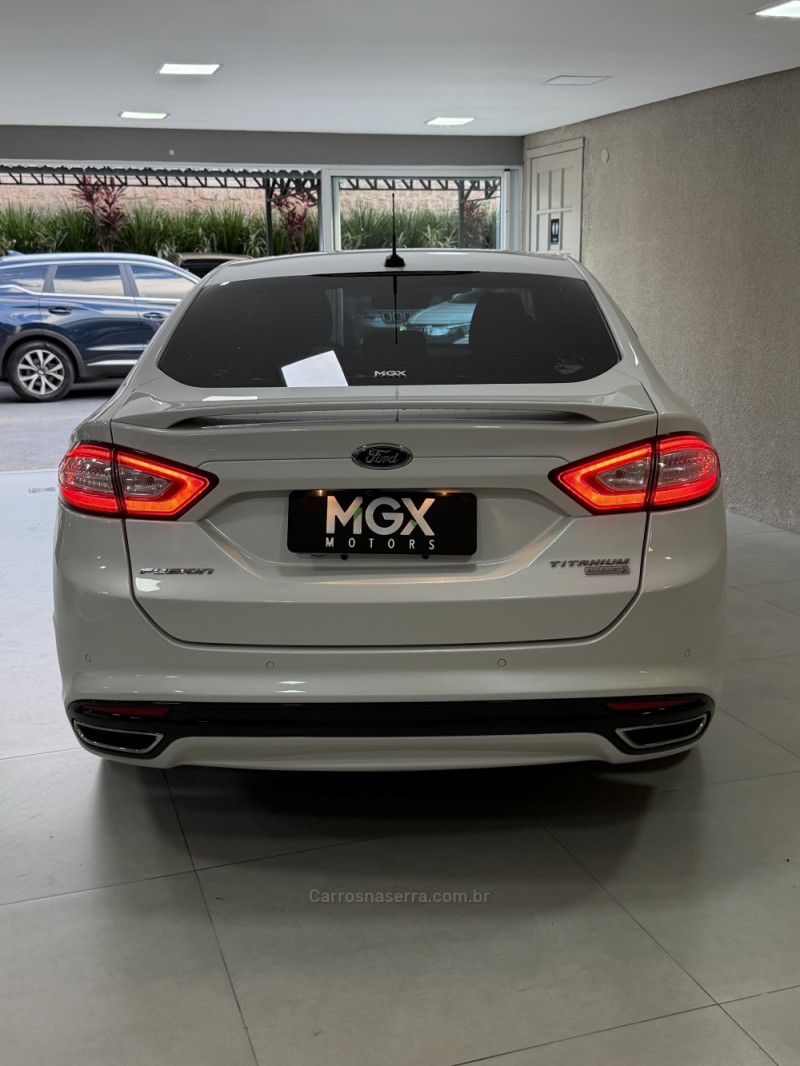 FUSION 2.0 TITANIUM GTDI ECOBOOST FWD GASOLINA 4P AUTOMÁTICO - 2016 - PORTO ALEGRE