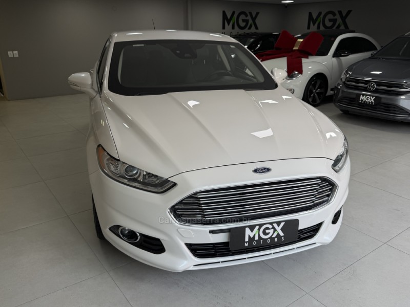 FUSION 2.0 TITANIUM GTDI ECOBOOST FWD GASOLINA 4P AUTOMÁTICO - 2016 - PORTO ALEGRE