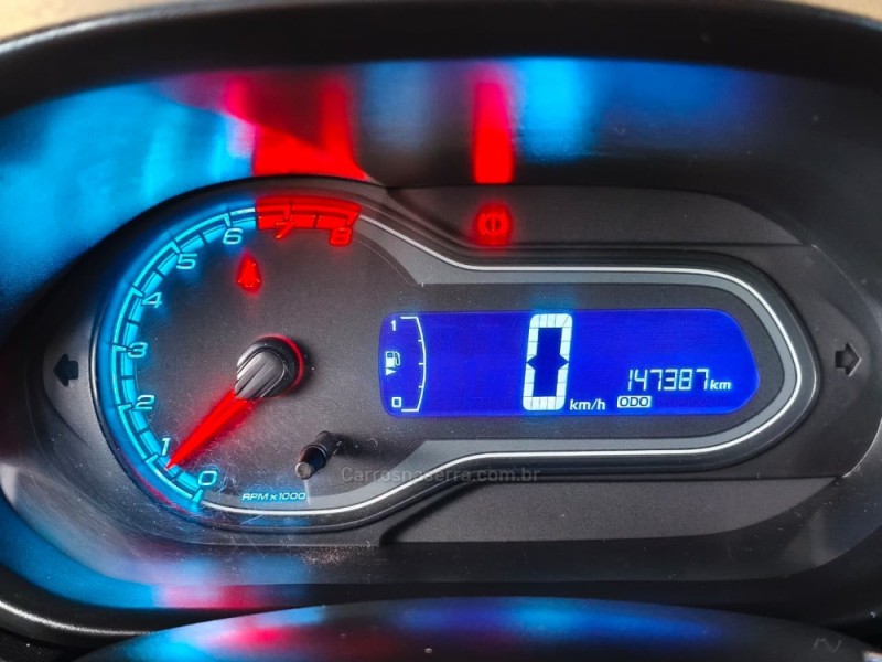 ONIX 1.4 MPFI LT 8V FLEX 4P MANUAL - 2015 - NOVO HAMBURGO