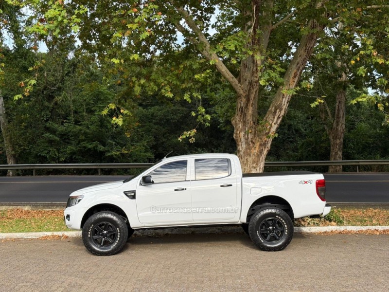 RANGER 2.2 XL 4X4 CD 16V DIESEL 4P MANUAL - 2013 - DOIS IRMãOS