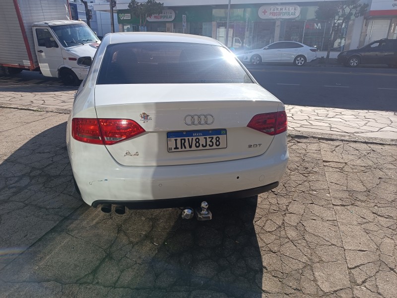 A4 2.0 TFSI AMBIENTE AVANT 180CV GASOLINA 4P MULTITRONIC - 2011 - FLORES DA CUNHA
