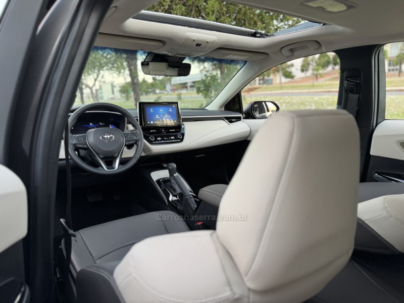 COROLLA 2.0 ALTIS PREMIUM 16V FLEX 4P AUTOMÁTICO - 2023 - CASCA