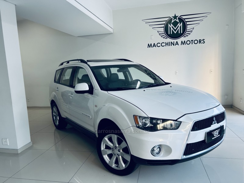 outlander 2.0 16v gasolina 4p automatico 2013 caxias do sul