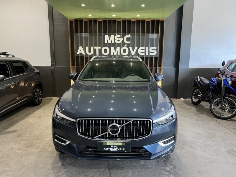 XC60 2.0 T8 MOMENTUM HYBRID GASOLINA 4P AUTOMÁTICO - 2021 - CAXIAS DO SUL