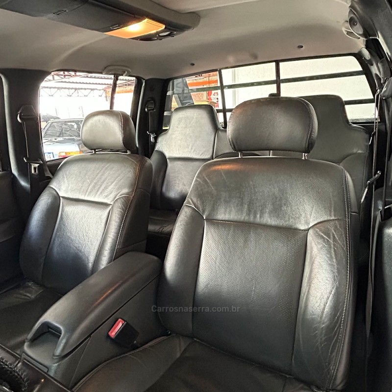 S10 2.8 EXECUTIVE 4X4 CD 12V TURBO ELECTRONIC INTERCOOLER DIESEL 4P MANUAL - 2011 - VACARIA