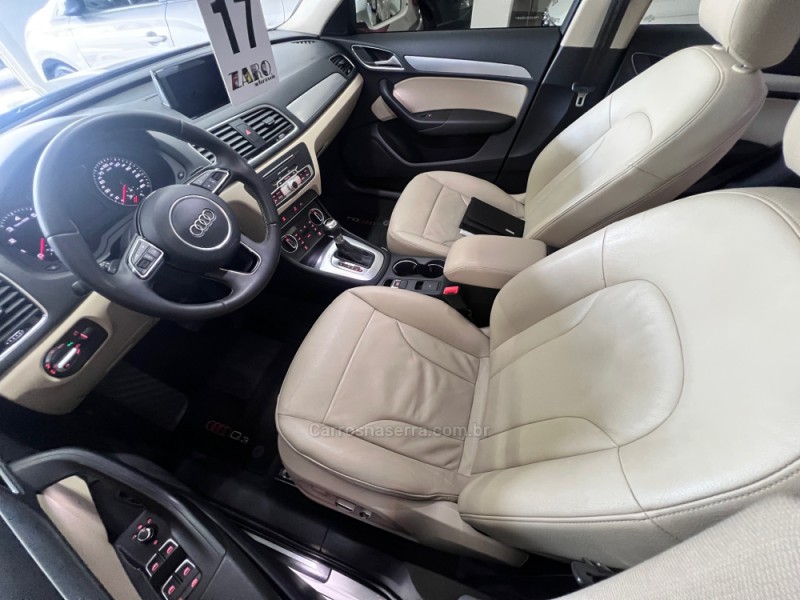 Q3 1.4 TFSI AMBIENTE FLEX 4P S TRONIC - 2017 - CARLOS BARBOSA