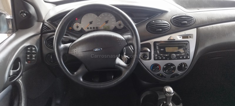 FOCUS 1.6 GLX 8V GASOLINA 4P MANUAL - 2007 - FARROUPILHA