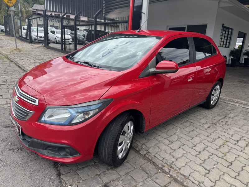 ONIX 1.4 MPFI LT 8V FLEX 4P MANUAL - 2015 - CAXIAS DO SUL