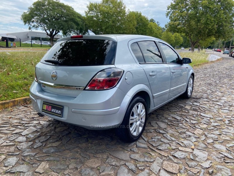VECTRA 2.0 MPFI GT HATCH 8V FLEX 4P MANUAL - 2009 - DOIS IRMãOS