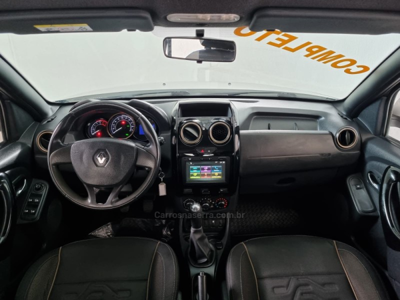 DUSTER 1.6 DYNAMIQUE 4X2 16V FLEX 4P MANUAL - 2017 - VACARIA