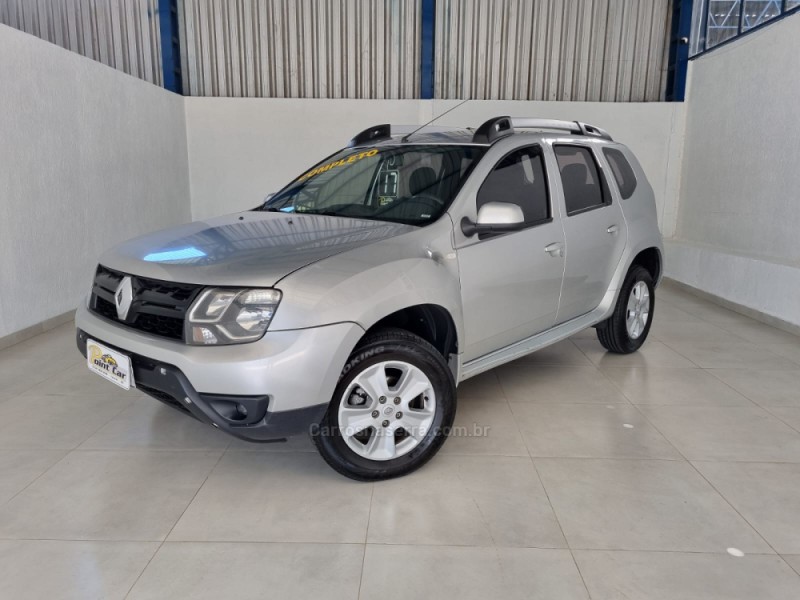 DUSTER 1.6 DYNAMIQUE 4X2 16V FLEX 4P MANUAL - 2017 - VACARIA