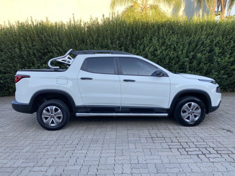 TORO 1.8 16V EVO FLEX FREEDOM AUTOMÁTICO - 2017 - CAXIAS DO SUL