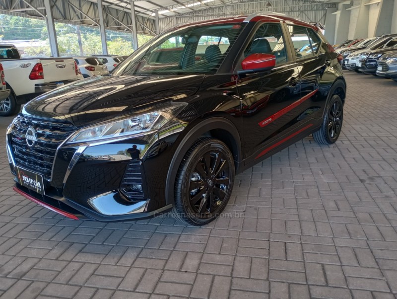 kicks 1.6 xplay 16v flex 4p automatico 2024 caxias do sul